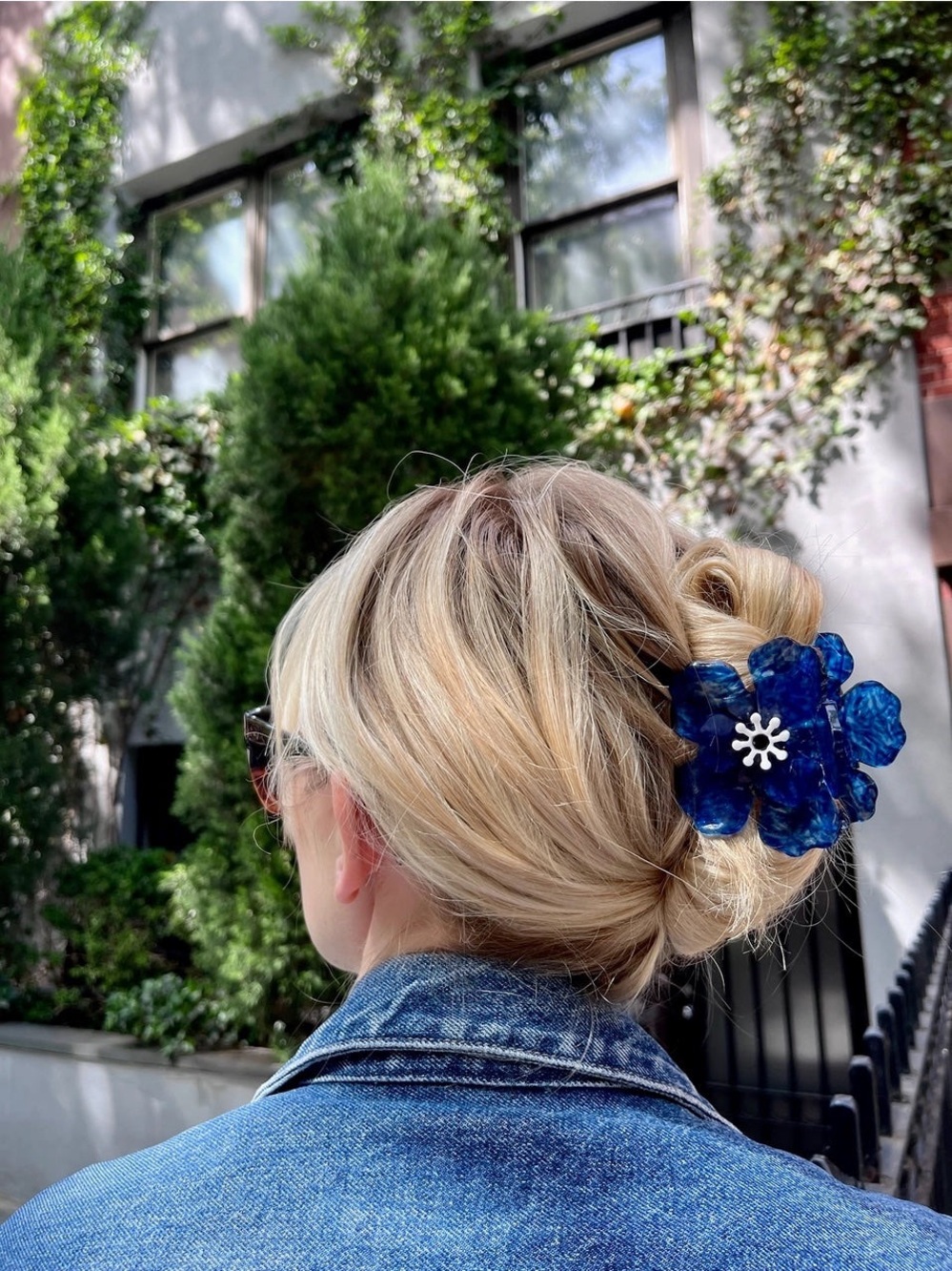 FREE PEOPLE x SOLAR ECLIPSE Origami Anemone Flower Claw Clip